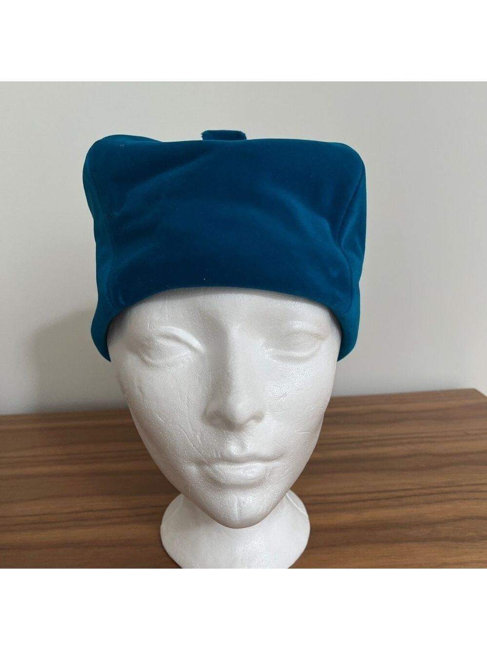 VINTAGE Jerry Yates Montreal Blue Velvet Hat Square Shape 50's 60's Chic Lady - Picture 4 of 15